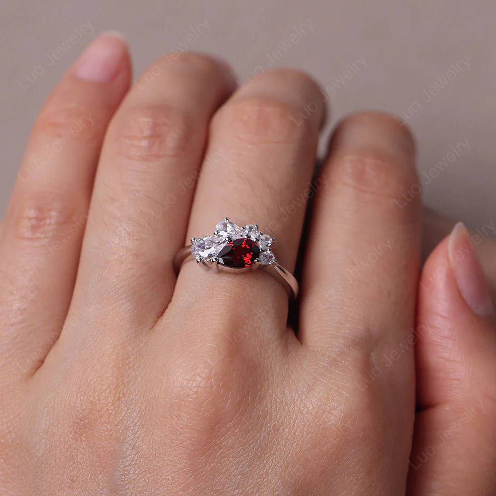 Pear Shaped Cluster Garnet Mothers Ring - Image 5
