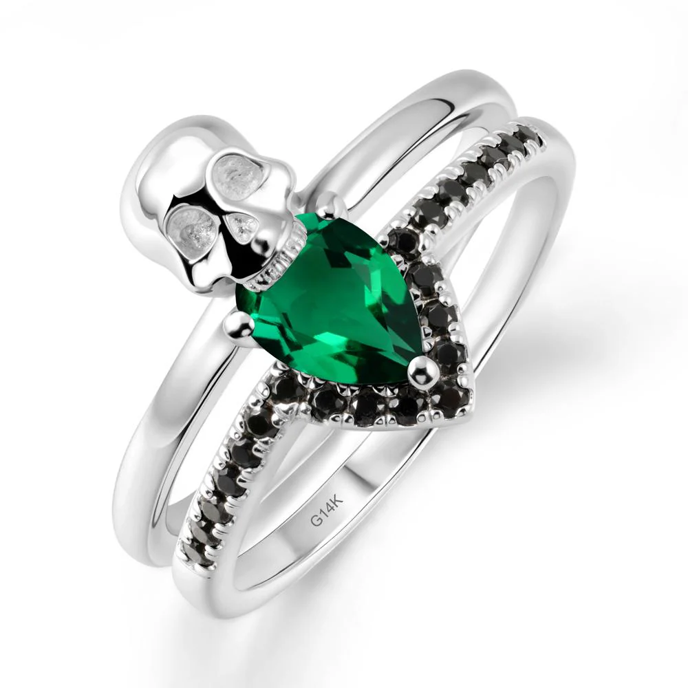 Pear Shaped Emerald and Black Spinel Halloween Ring - Image 3