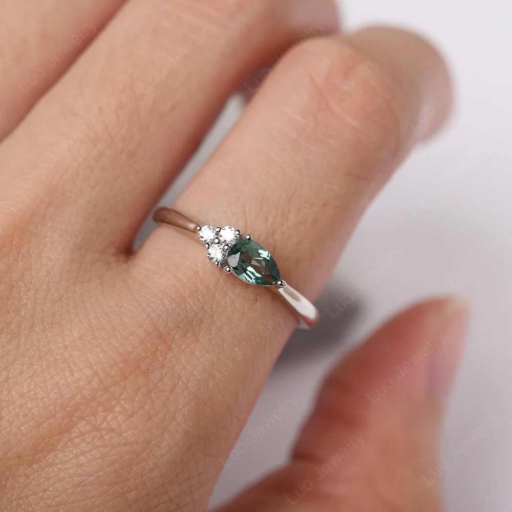 Petite Green Sapphire Ring - Image 6