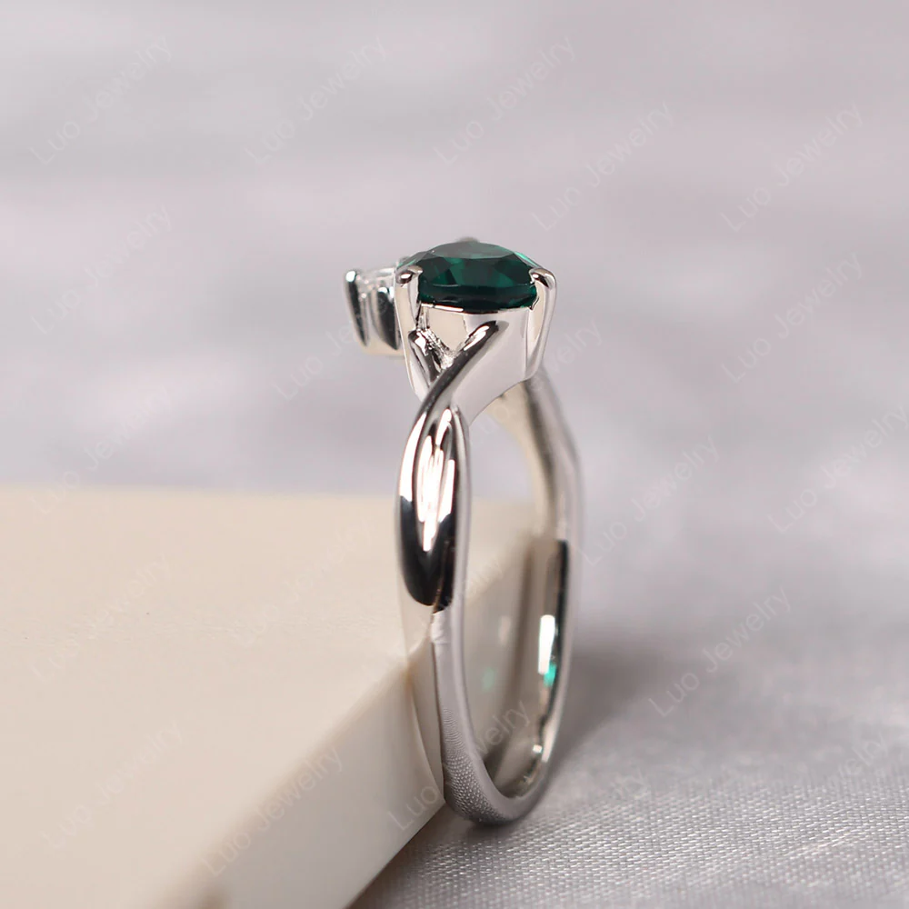 Pear Shaped Horizontal Emerald Ring - Image 4