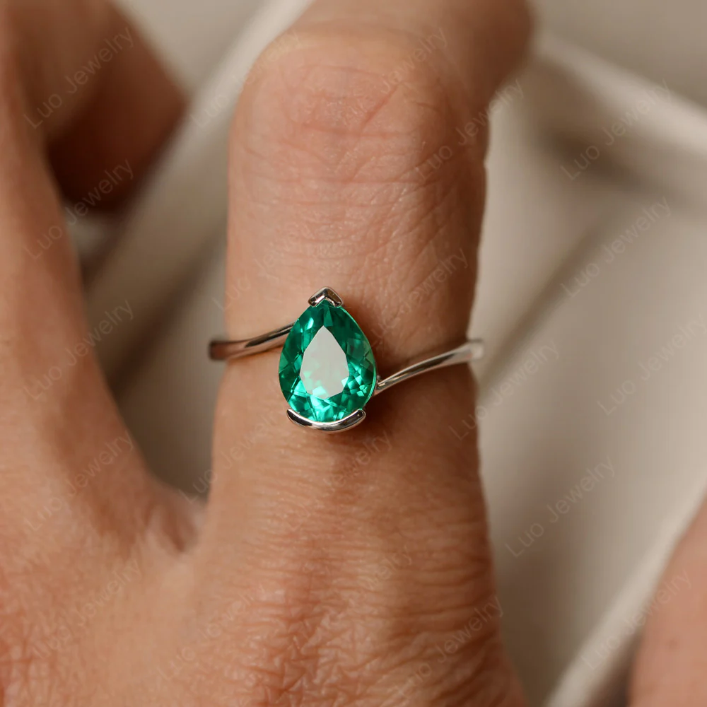 Emerald Pear Bypass Ring - Image 4