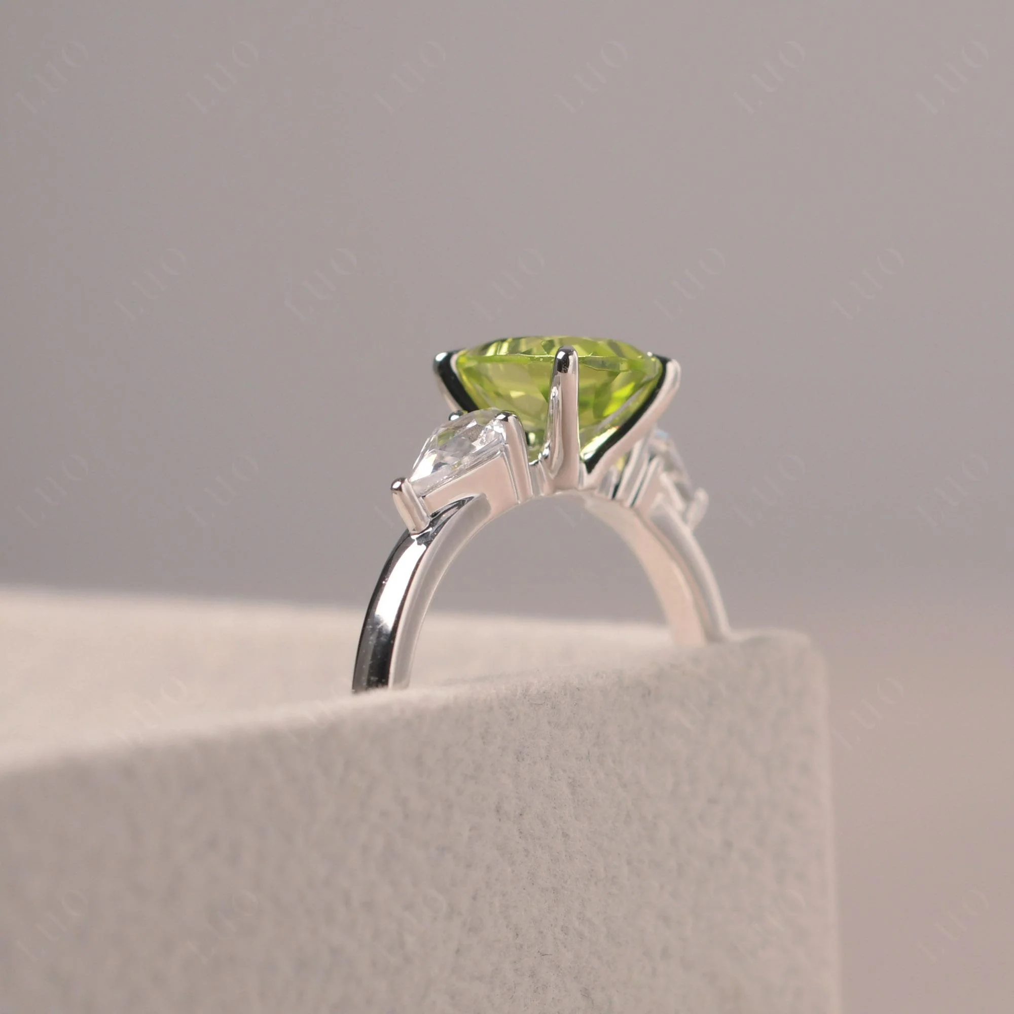 Peridot Pear Three Stone Ring - Image 4