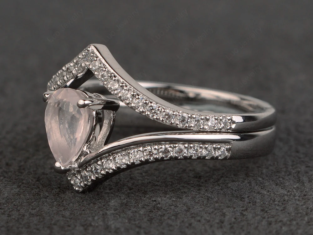 V Shaped Rose Quartz Bridal Set Ring - Image 3