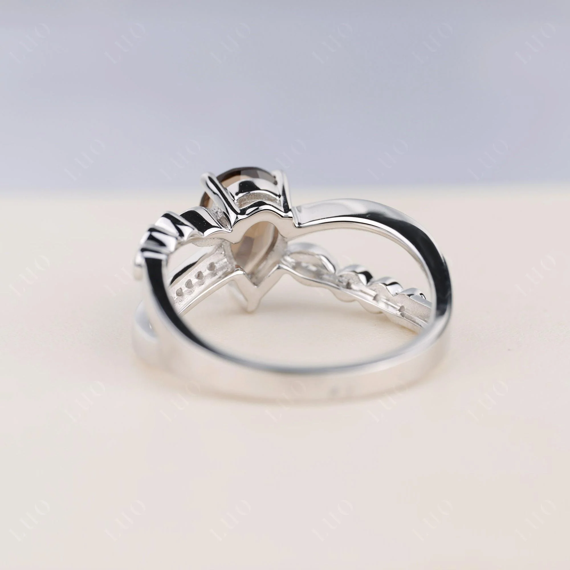 Pear Shaped Smoky Quartz Crossover Ring - Image 4