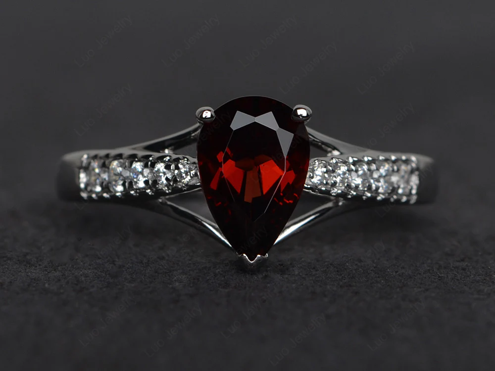 Pear Shaped Split Shank Garnet Ring