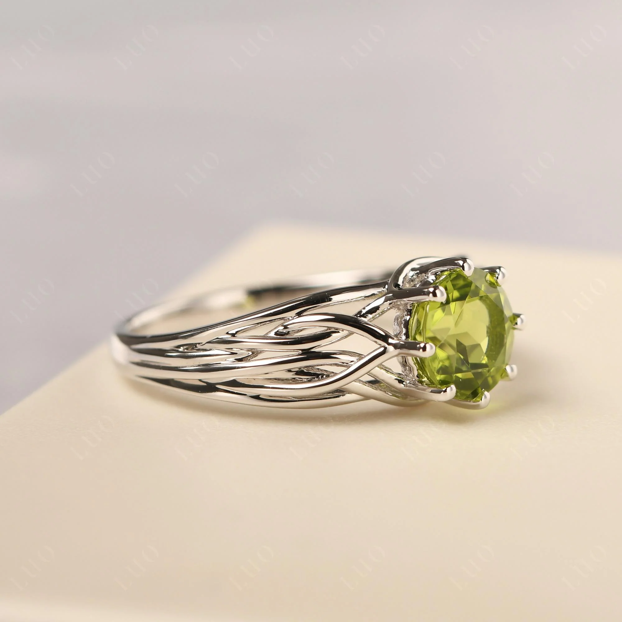 Peridot Intertwined Ring - Image 12