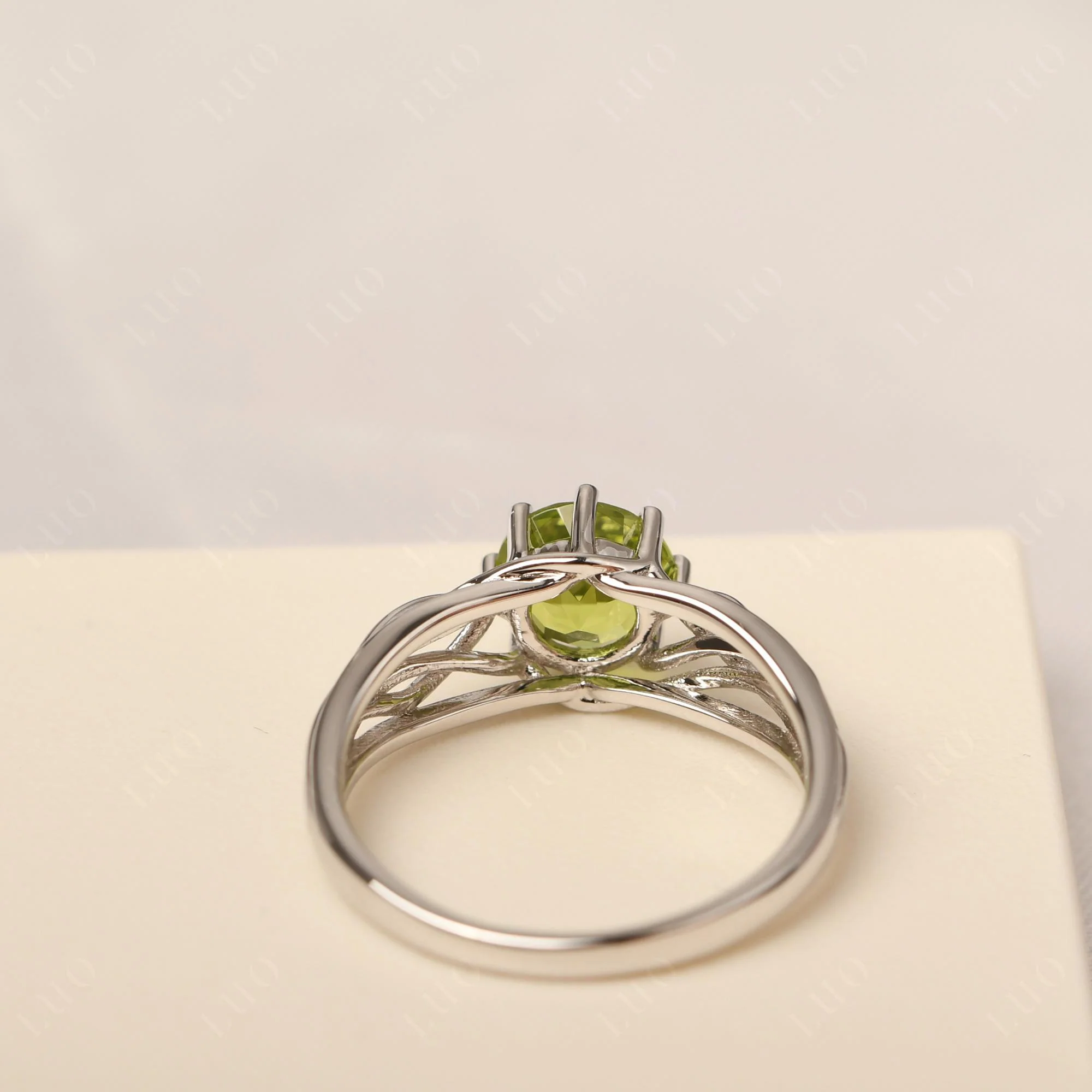 Peridot Intertwined Ring - Image 13
