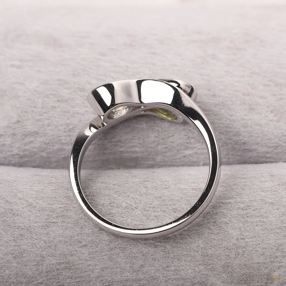 Cubic Zirconia and Peridot Double Stone Engagement Ring - Image 3