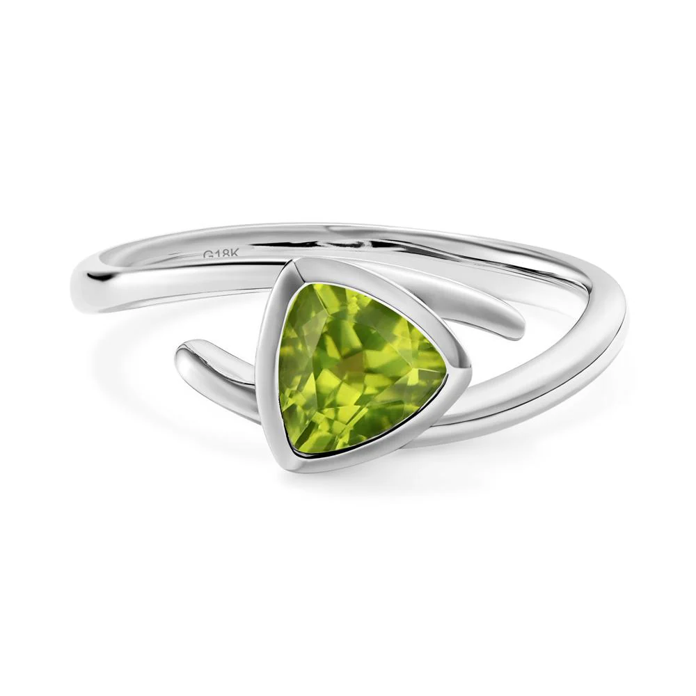 Bezel Set Peridot Ring - Image 4
