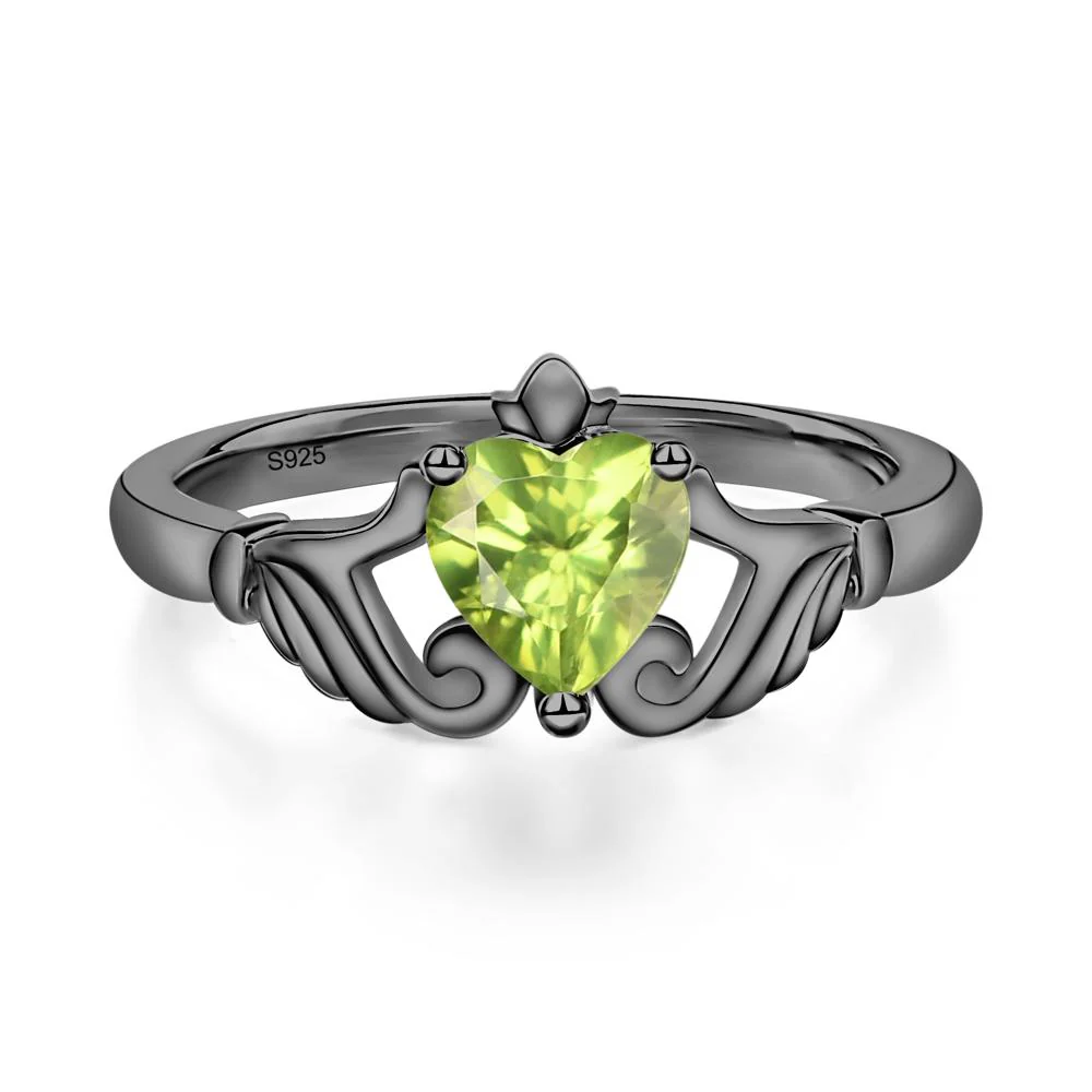 Peridot Women's Claddagh Ring - Image 2