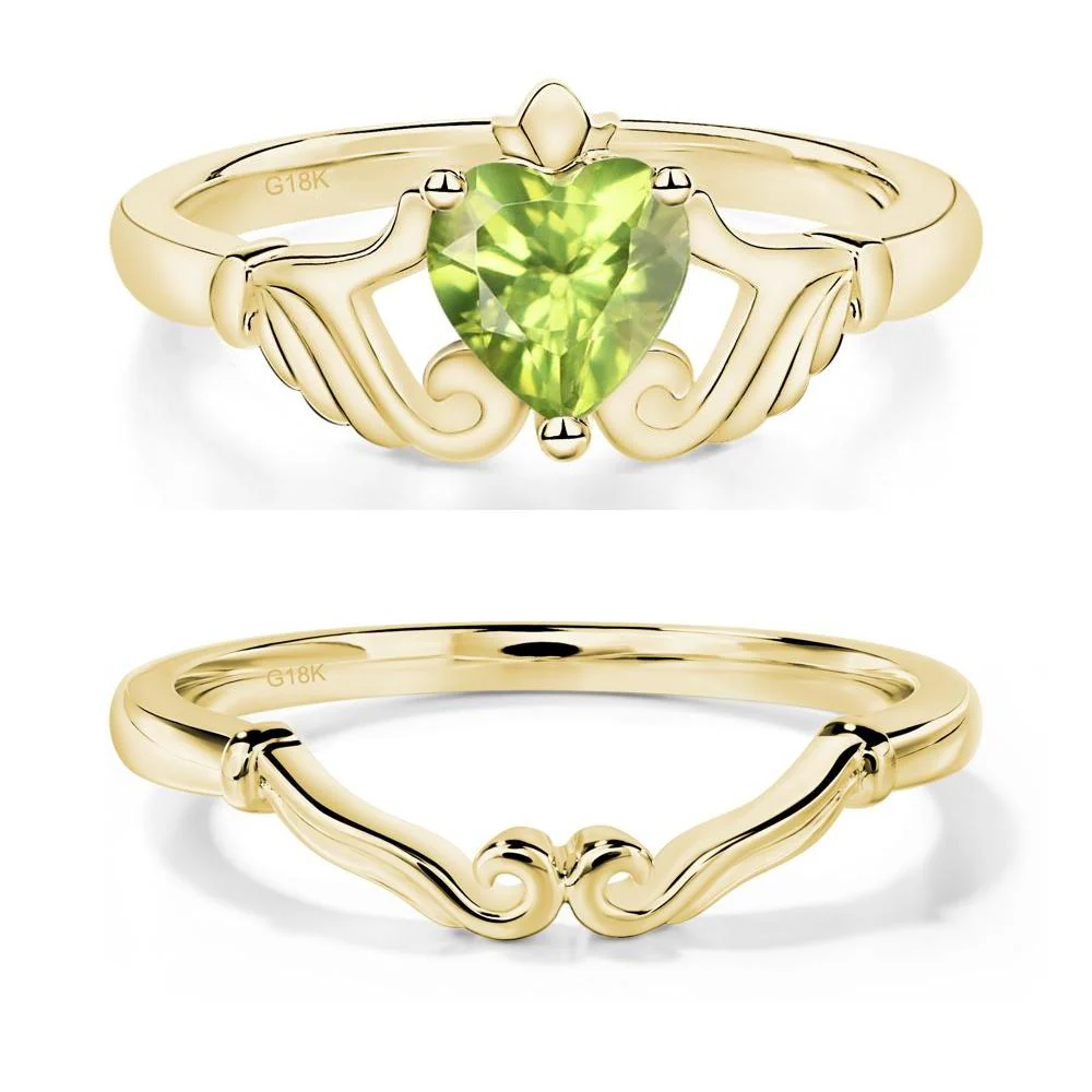 Peridot Women's Claddagh Ring - Image 21