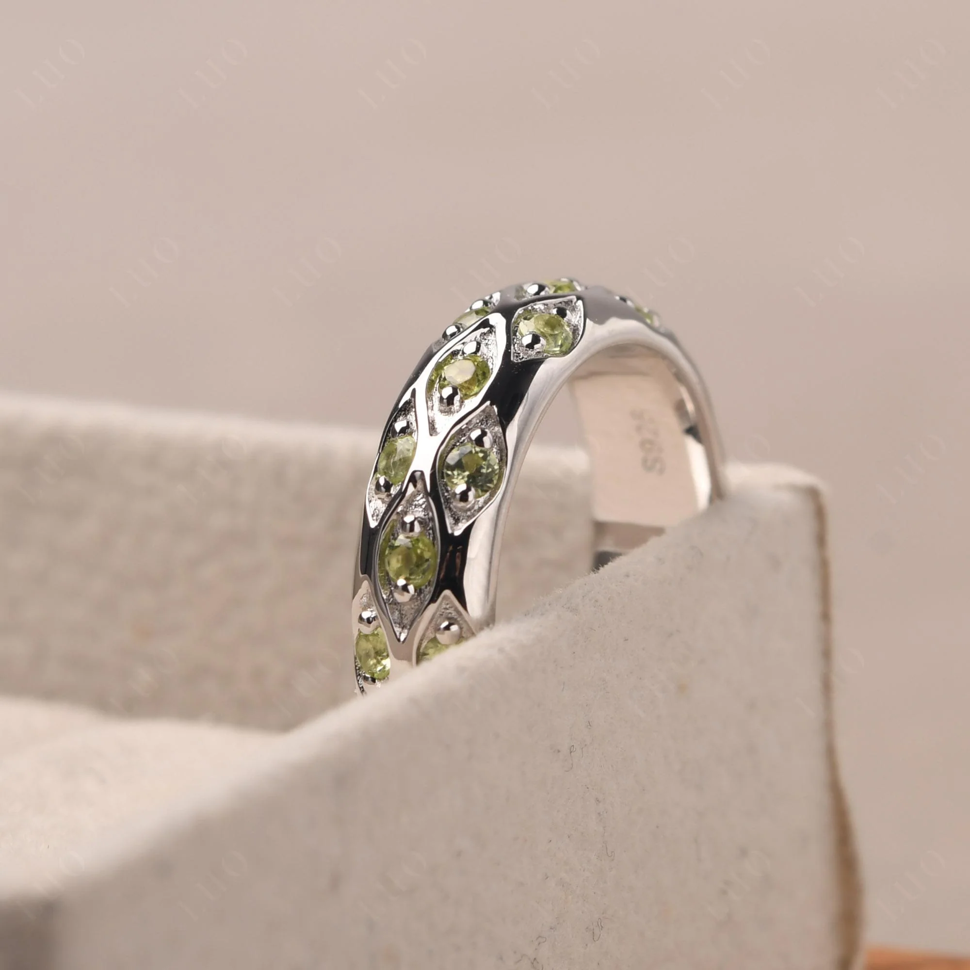 Peridot Men's Wedding Ring - Image 13