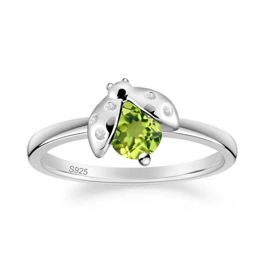 Peridot Ladybug Ring - Image 4
