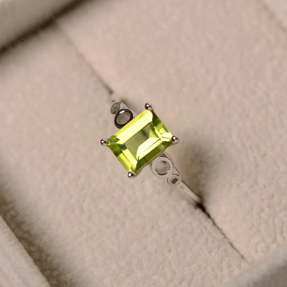 Antique Emerald Cut Peridot Solitaire Ring - Image 3