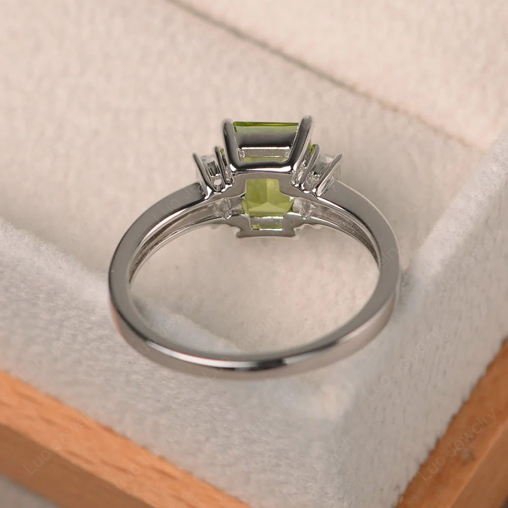 Emerald Cut Peridot Ring with Baguettes - Image 3