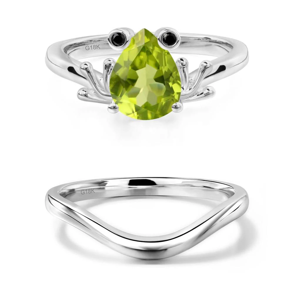 Peridot Frog Promise Ring - Image 19