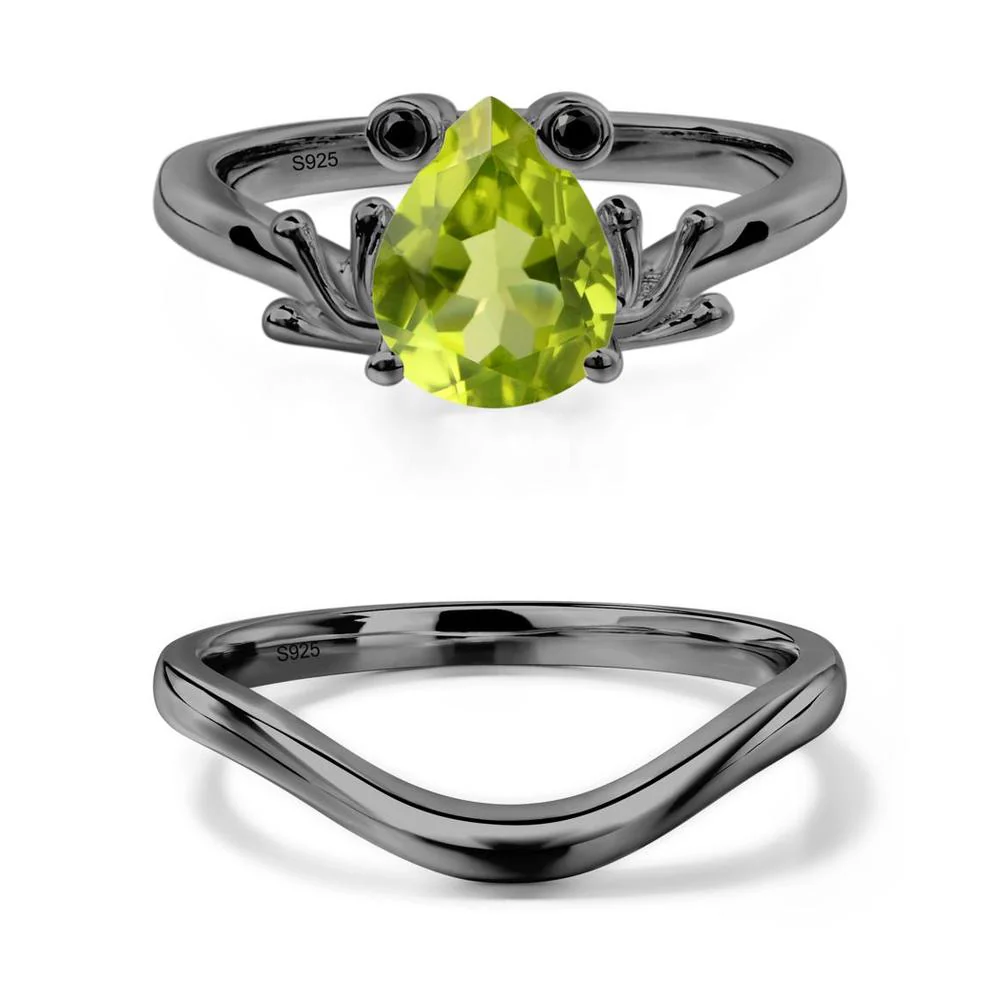 Peridot Frog Promise Ring - Image 23