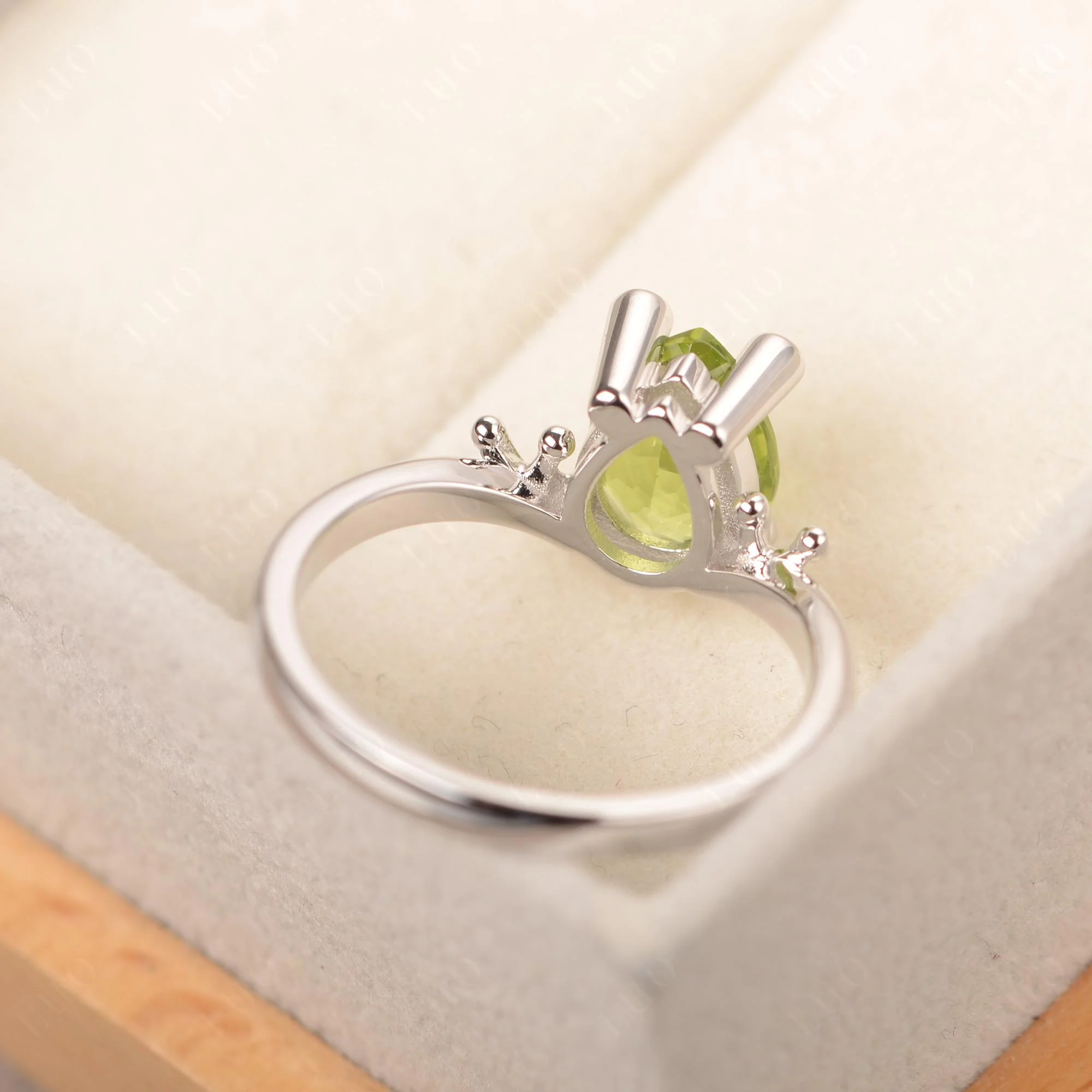 Peridot Frog Promise Ring - Image 31