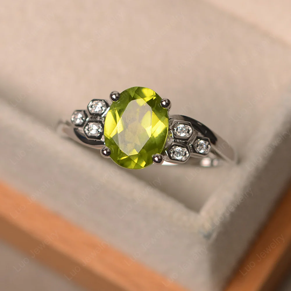 Oval Cut Peridot Honeycomb Ring