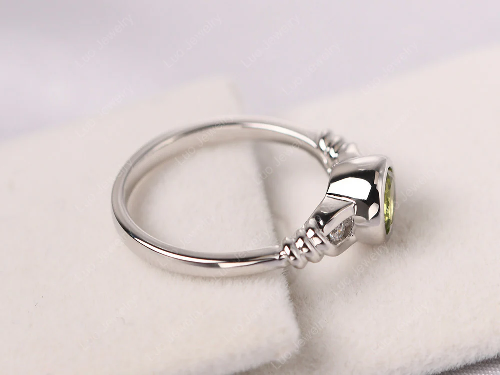 Peridot Ring Round Bezel Engagement Ring - Image 4