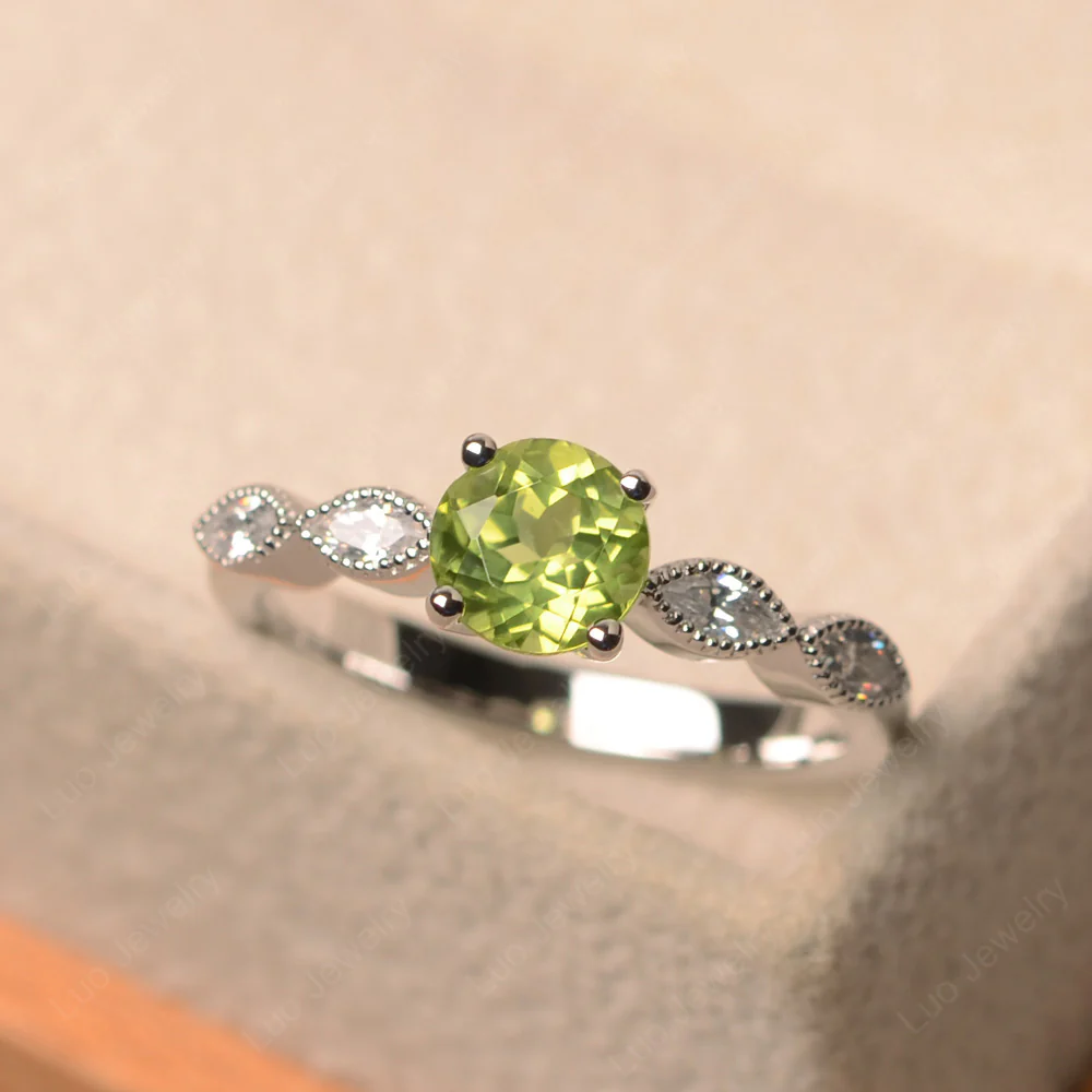 Peridot Milgrain Vintage Inspired Ring - Image 2