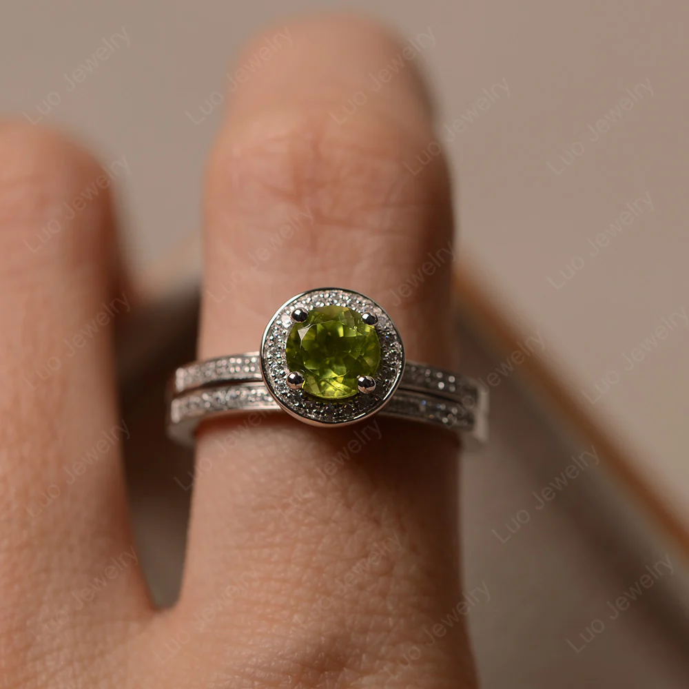 Round Cut Peridot Halo Bridal Set Ring - Image 3