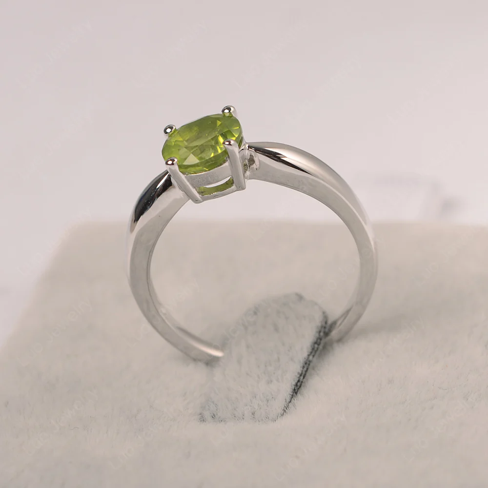 Peridot Round Solitaire Ring - Image 2