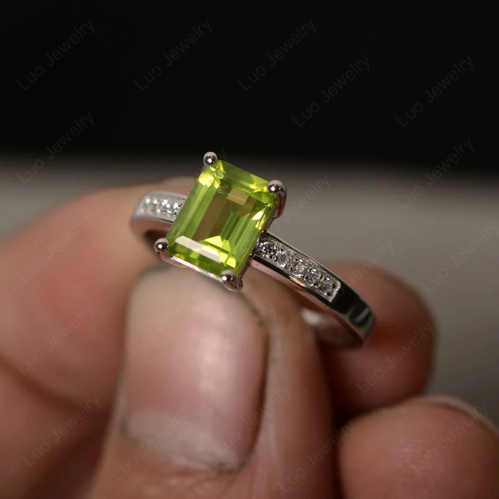 Peridot Emerald Cut Promise Ring - Image 2