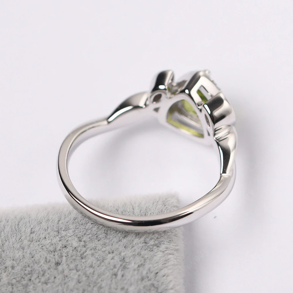 Peridot Twisted Leaf Ring - Image 4