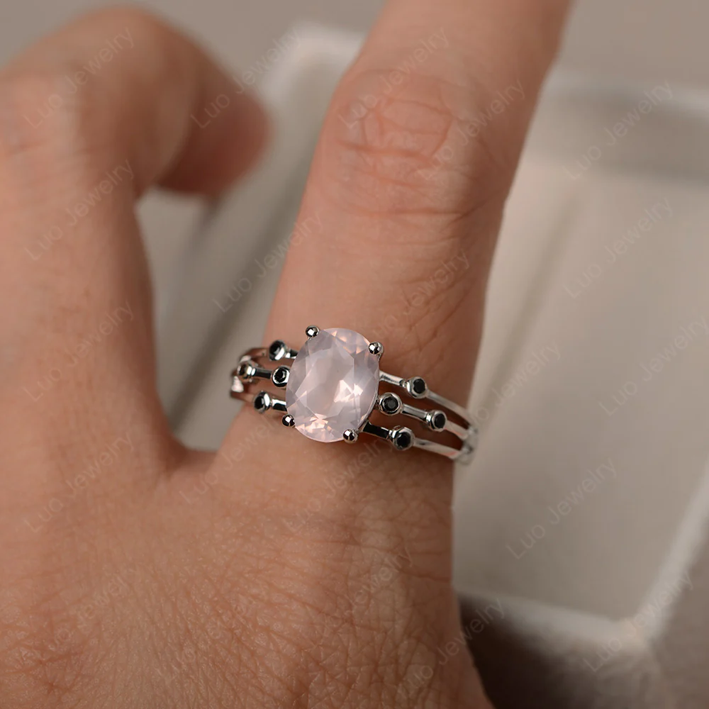 Oval Shaped Rose Quartz Art Deco Ring - Image 4