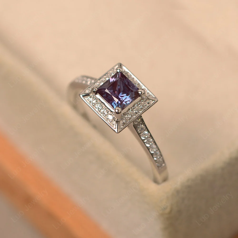 Princess Cut Alexandrite Halo Ring - Image 2