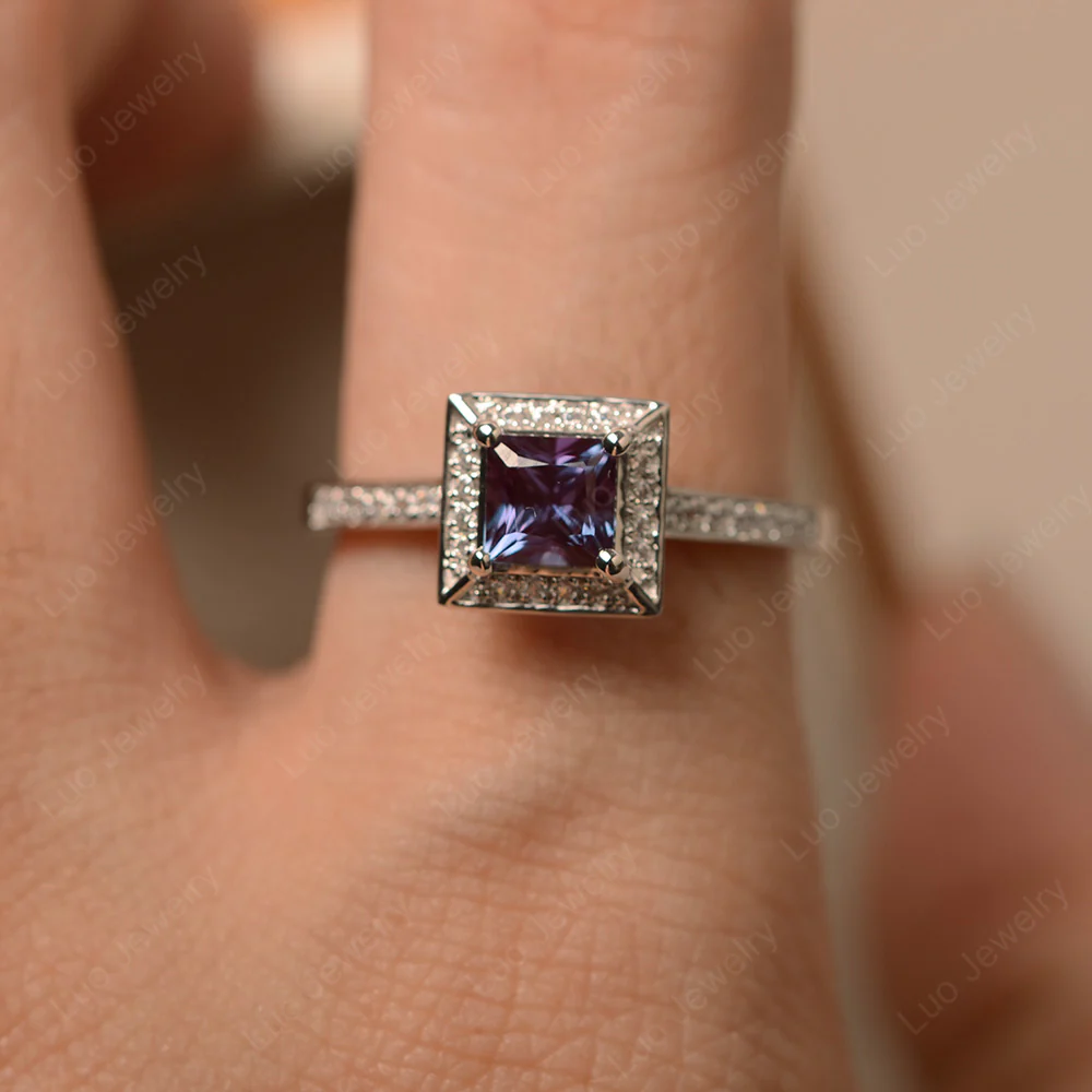 Princess Cut Alexandrite Halo Ring - Image 4