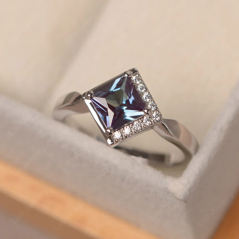 Alexandrite Kite Set Half Halo Ring - Image 2