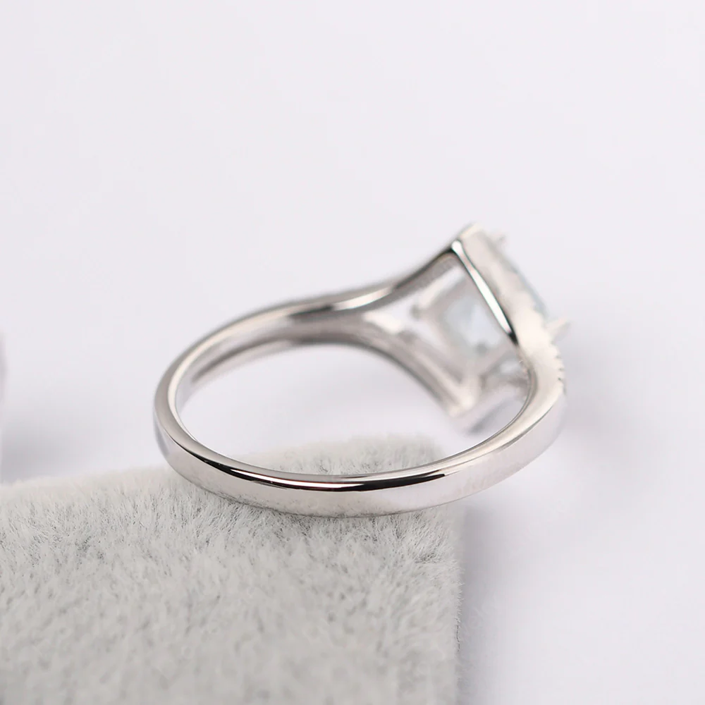 Square Cut Aquamarine Kite Set Halo Ring - Image 3