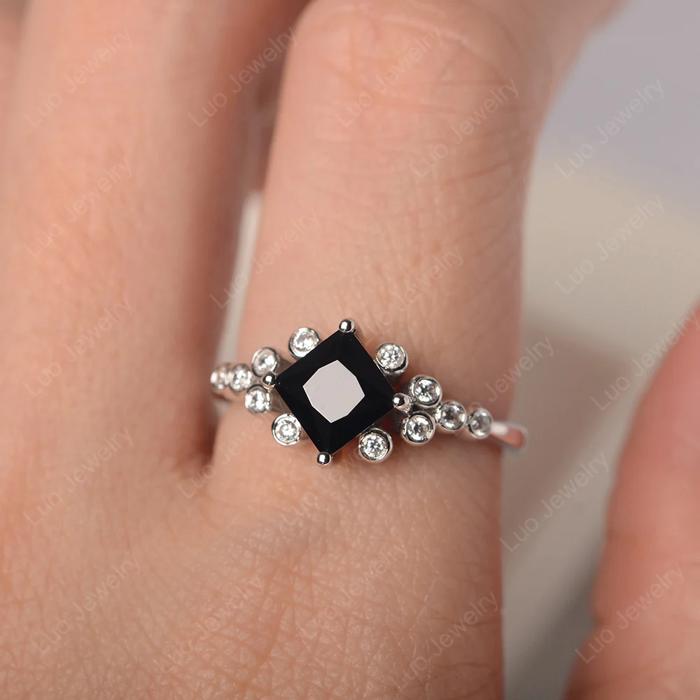 Black Spinel Stardust Engagement Ring - Image 5