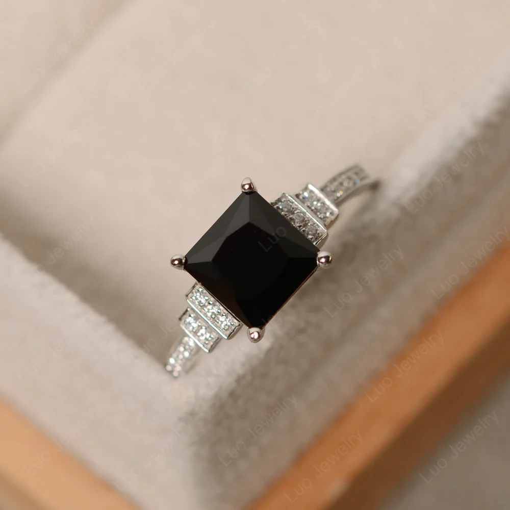 Black Spinel Elegant Engagement Ring - Image 2