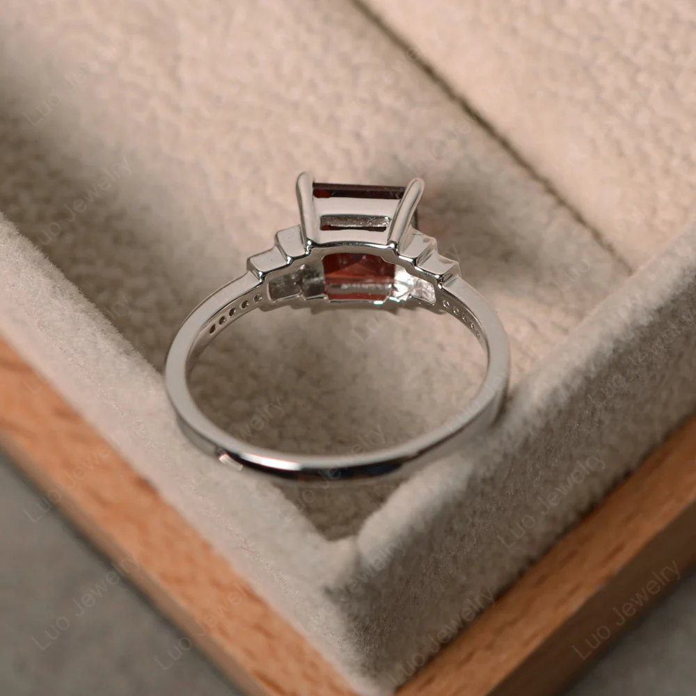 Garnet Elegant Engagement Ring - Image 3