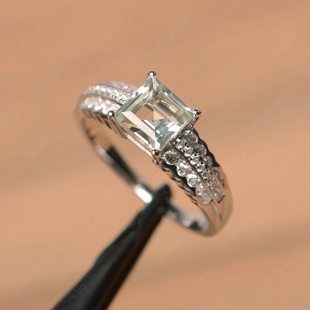 Green Amethyst Scalloped Ring - Image 2
