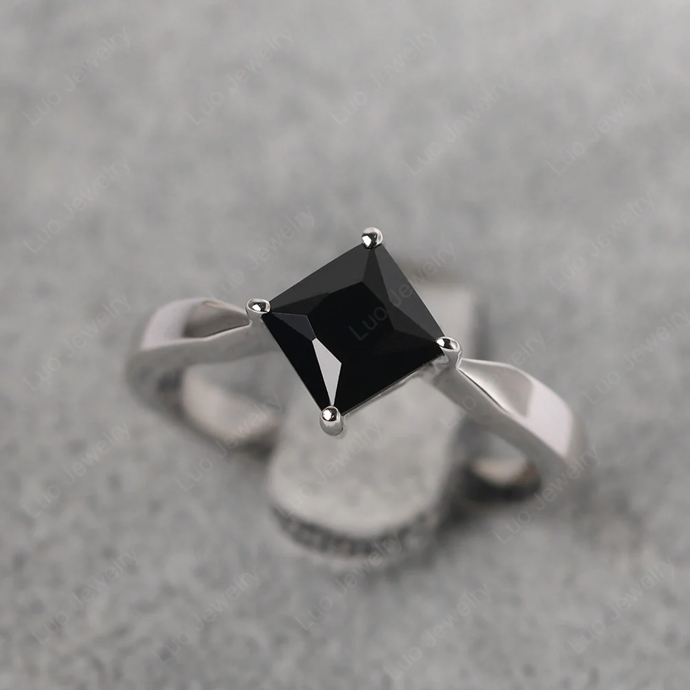 Black Spinel Princess Cut Kite Set Ring - Image 3