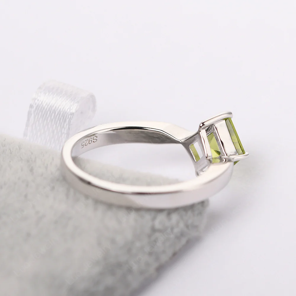 Square Cut Kite Set Peridot Solitaire Ring - Image 5
