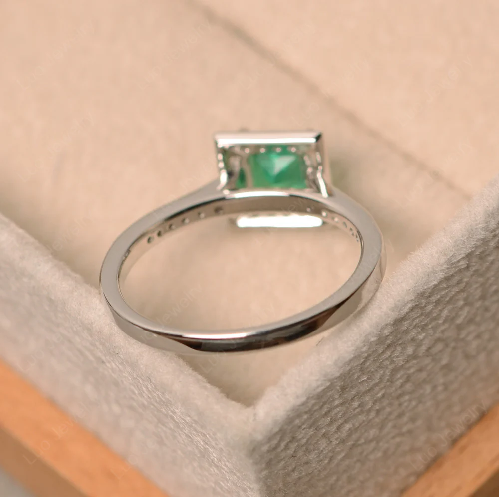 Princess Cut Emerald Halo Ring - Image 4
