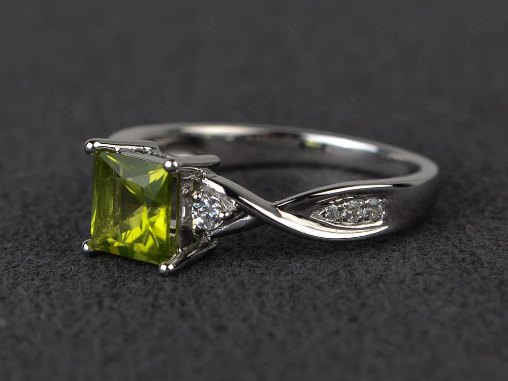 Princess Cut Peridot Twist Ring - Image 30