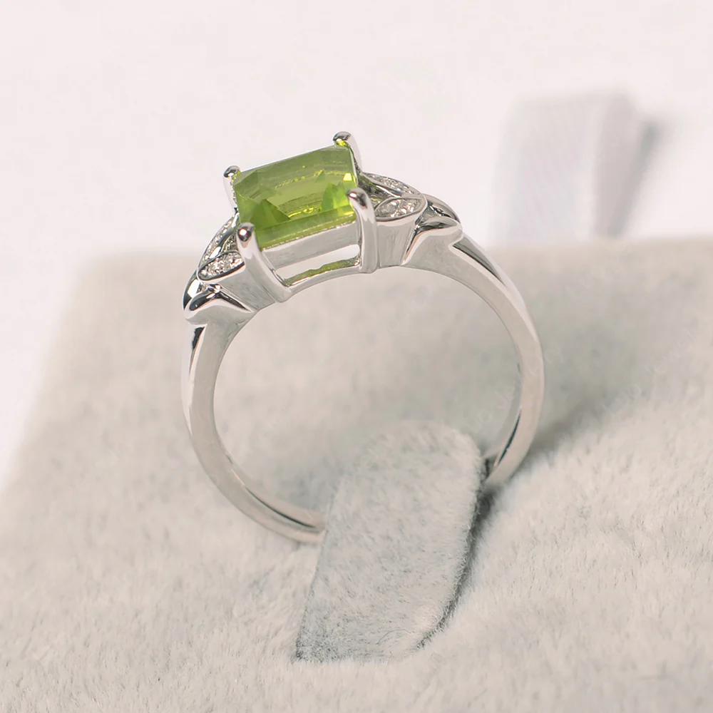 Square Cut Peridot Leaf Ring - Image 2