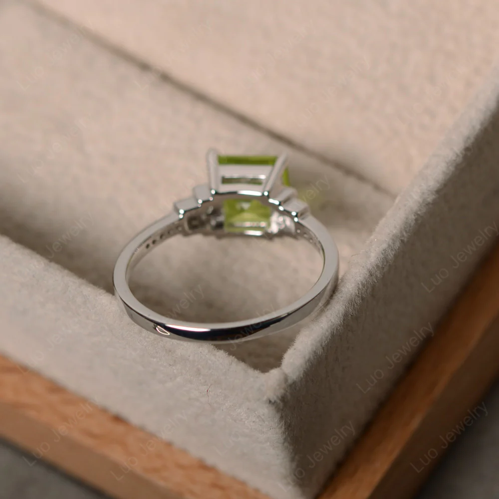 Peridot Elegant Engagement Ring - Image 5