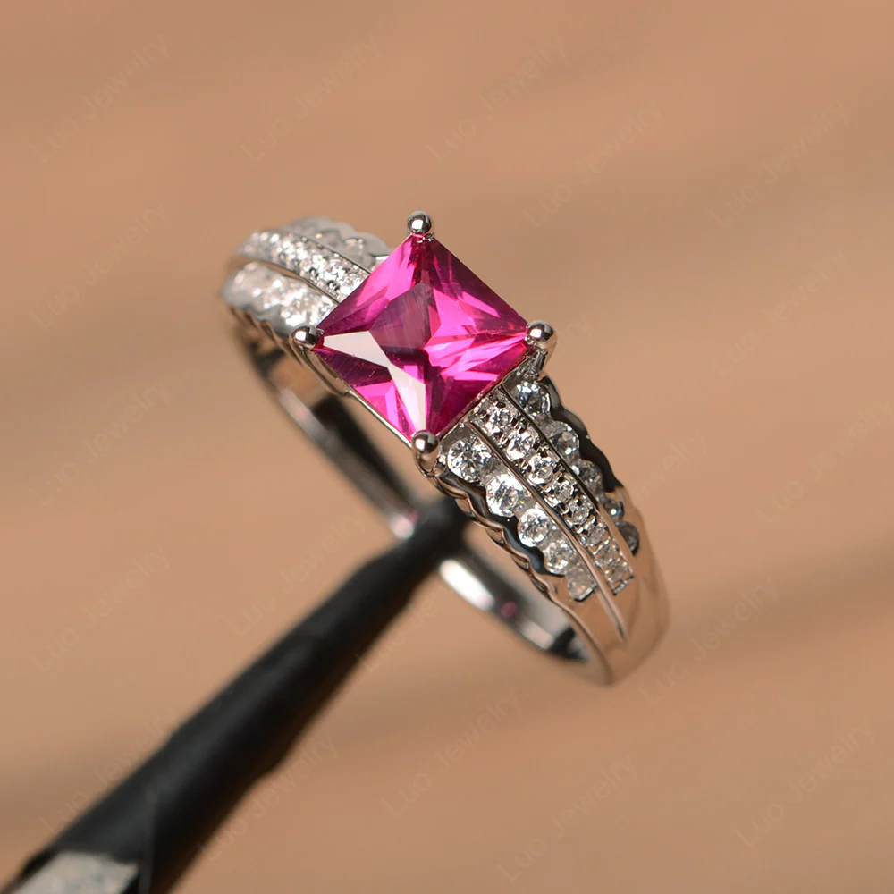 Ruby Scalloped Ring - Image 2