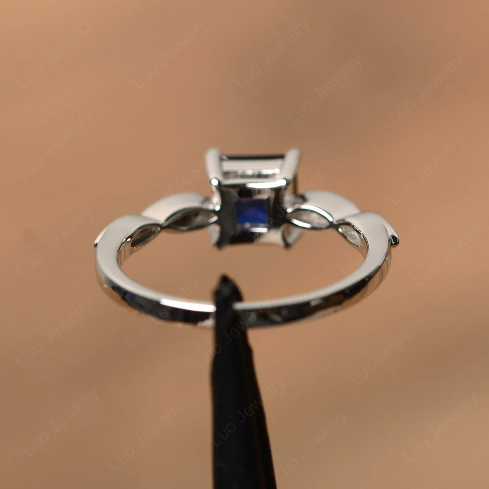 Princess Cut Sapphire Ring - Image 3