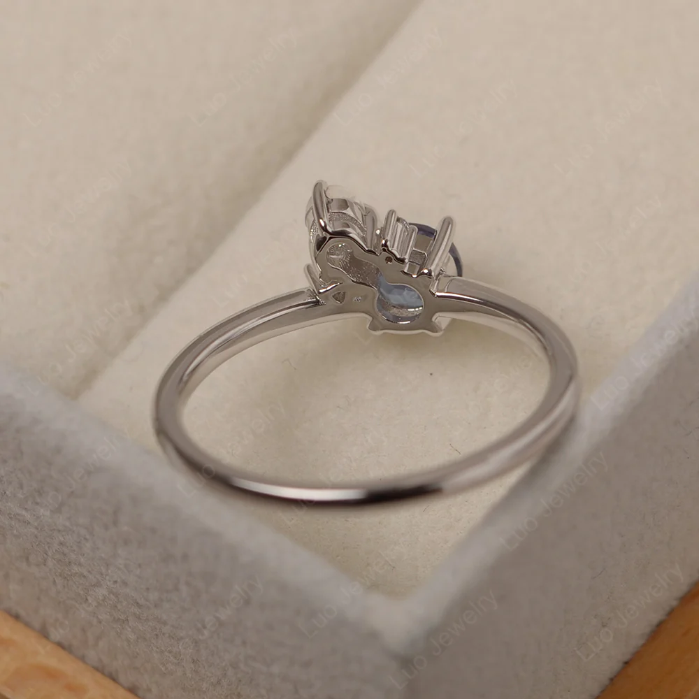 Round Alexandrite Engagement Ring - Image 3