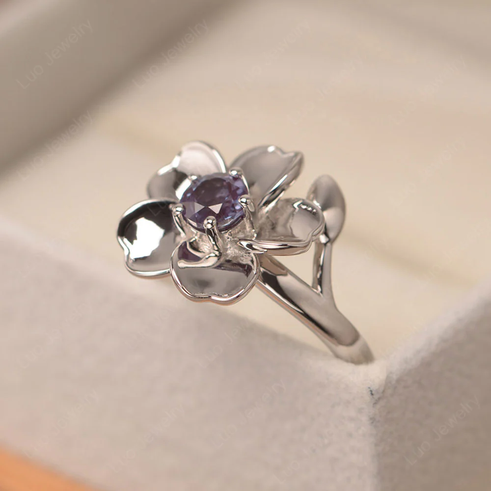 Round Alexandrite Flower Ring - Image 3