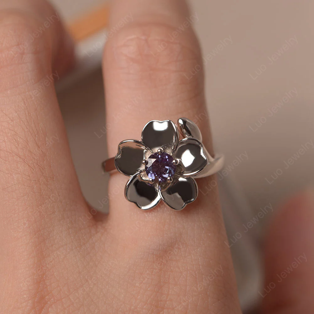 Round Alexandrite Flower Ring - Image 6