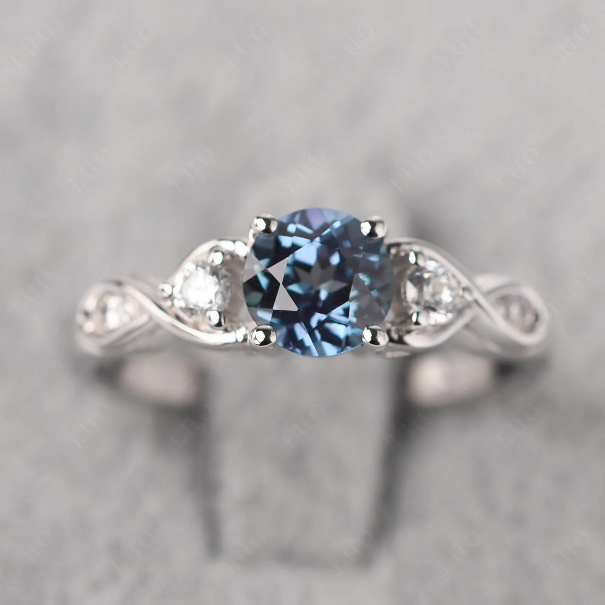 Alexandrite Twisted Ring - Image 29